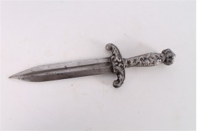 Antique Old Steelmet Dagger Knife.